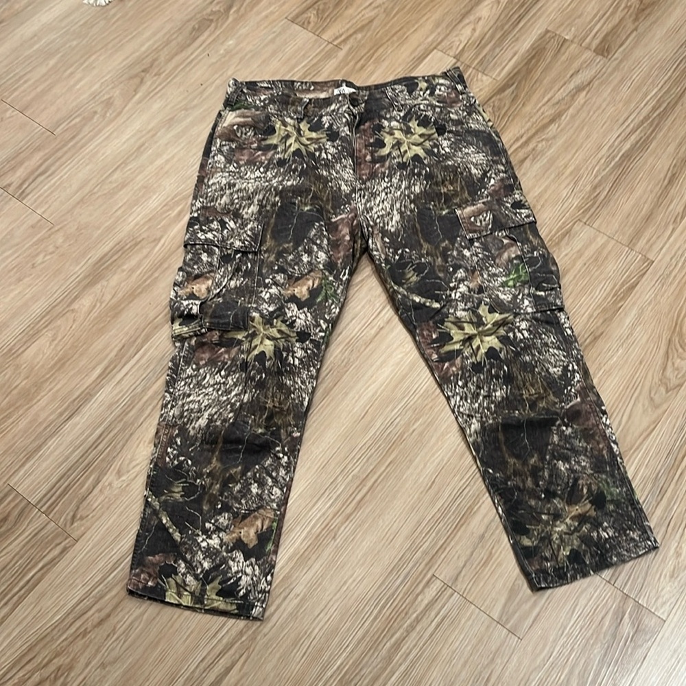 Zara Camouflage Cargo Pants